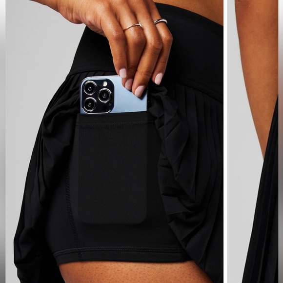 Hot Shot Pleated Skirt - Picture 2 of 3